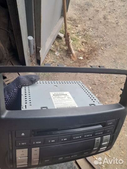 Магнитола штатная mitsubishi pajero 4