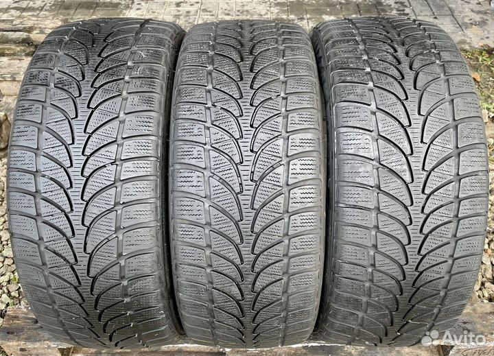 Bridgestone Blizzak LM-32 235/45 R18