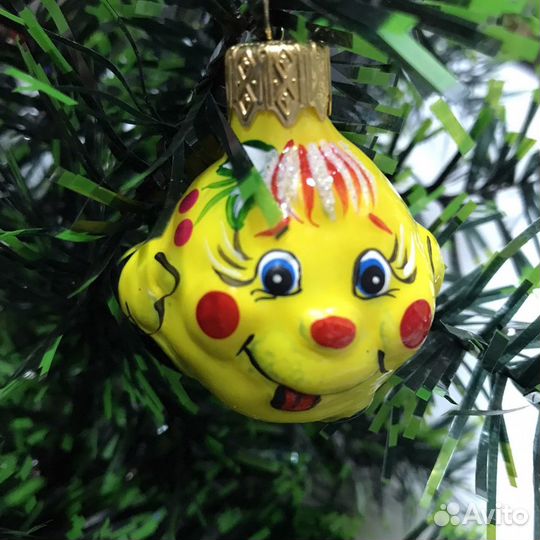 Елочные игрушки из стекла