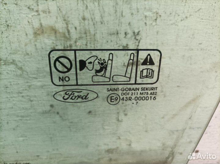Стекло переднее левое Ford Focus 2 хетчбэк 5дв
