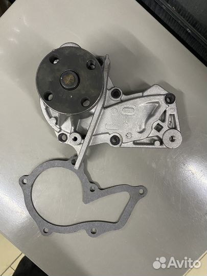 Насос водяной(помпа) Ford Focus 2/3 Kuga/Dodge RAM