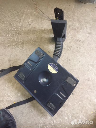 Металическая подвеска для телевизора или двиди