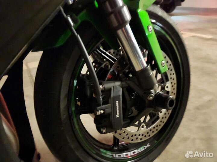 Продам мотоцикл Kawasaki z 1000sx 23года