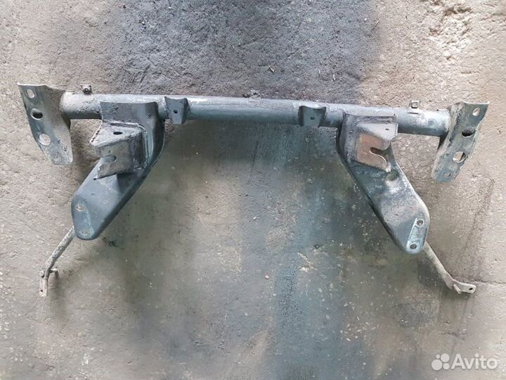 Балка подвески передняя Toyota Town Ace CR27 2CT