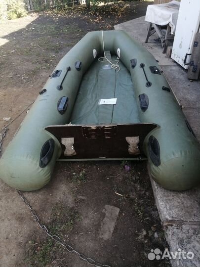 Надувная лодка