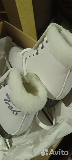 Коньки фигурные