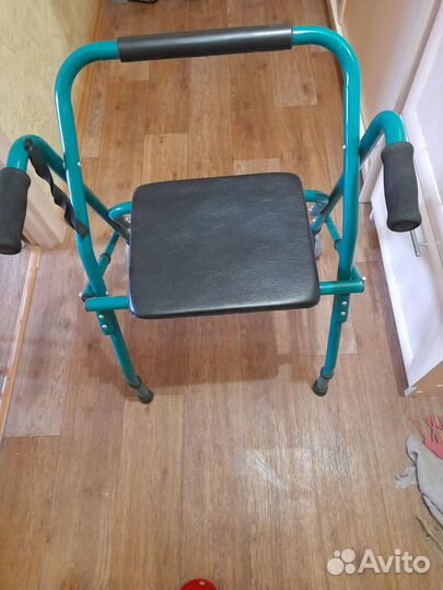 Ходунки для взрослых на колесах