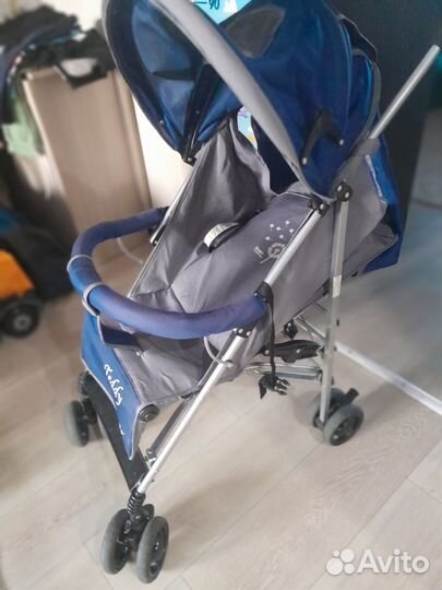 Коляска-трость