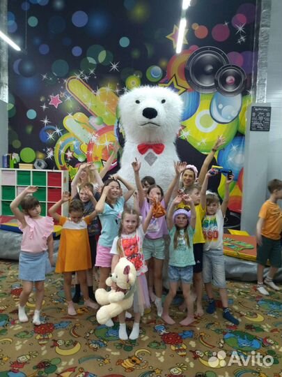 Белый мишка поздравление