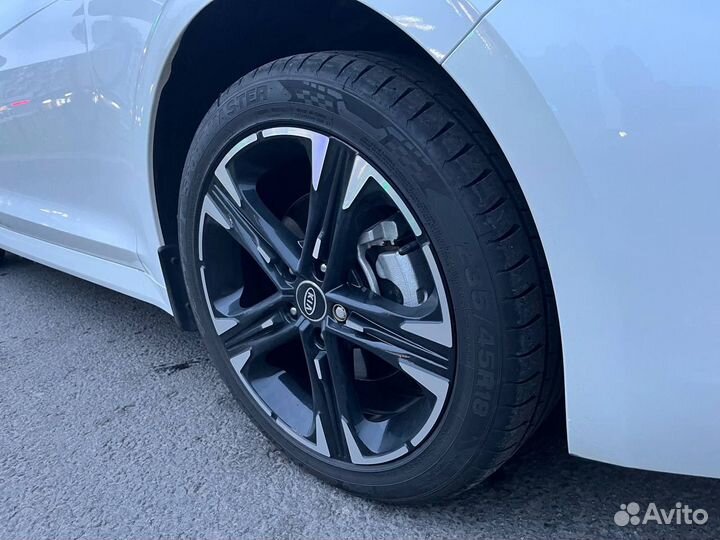 Колеса на Киа К5 R18