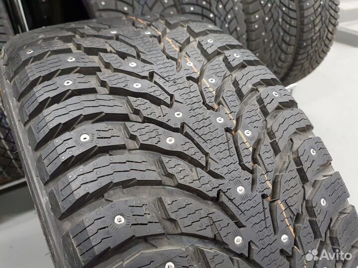 Nokian Tyres Hakkapeliitta 9 SUV 285/45 R22