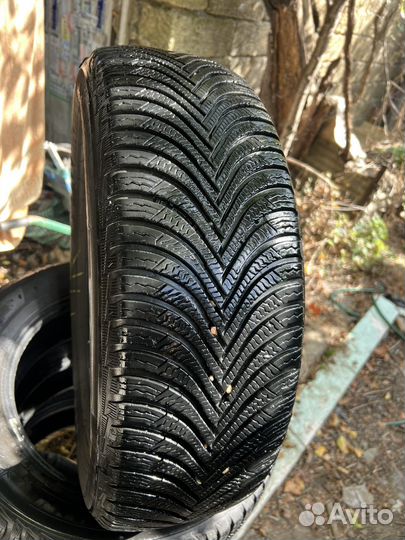 Michelin Alpin 5 205/60 R16