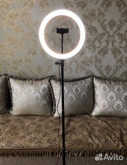 Кольцевая лампа со штативом + пульт