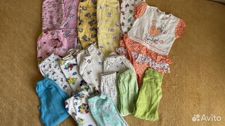 Пакет вещей для девочки до года
