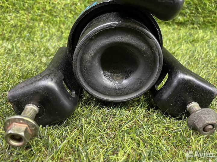 Подушка двигателя передняя Toyota Camry ACV30