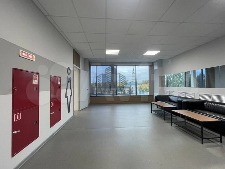 Помещение свободного назначения 298 кв.м