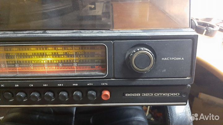 Проигрыватель винила СССР