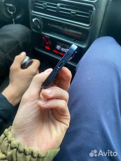 iPhone 12, 64 ГБ