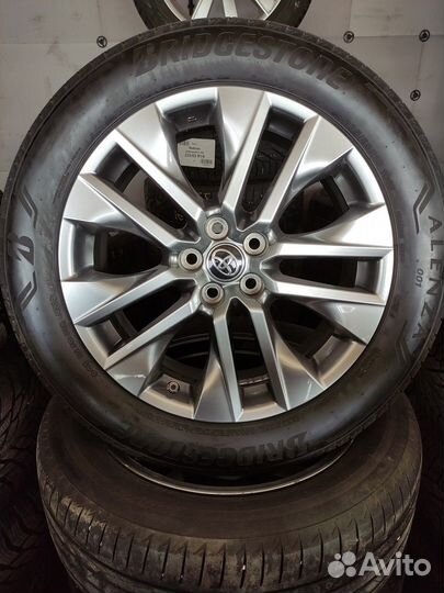 Оригинальные колеса на Toyota RAV4 R19