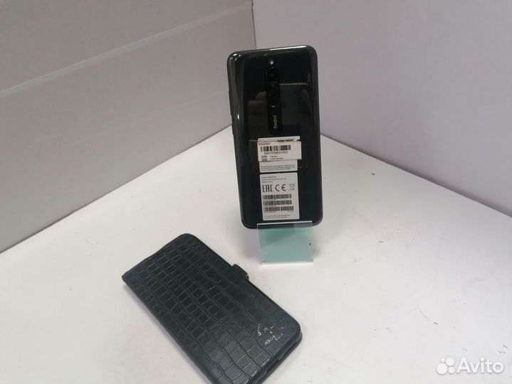 Xiaomi Redmi 8, 3/32 ГБ