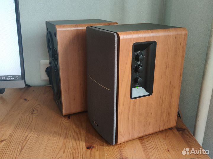 Компьютерная акустика Edifier R1280T Brown