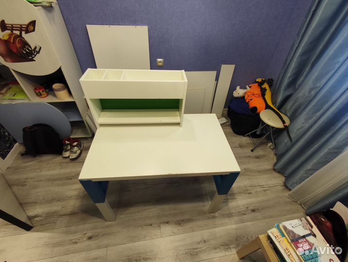Письменный стол для школьника IKEA