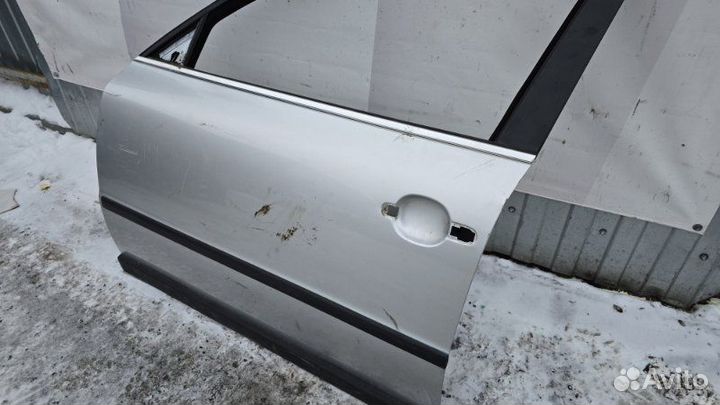 Дверь передняя левая Volkswagen Passat B5