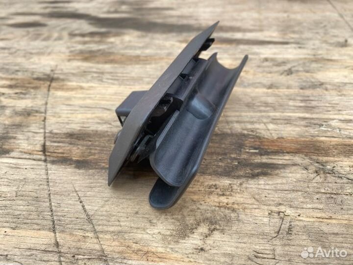 Замок бардачка на бмв Х5 Е53 Рестайлинг 2003-2007г