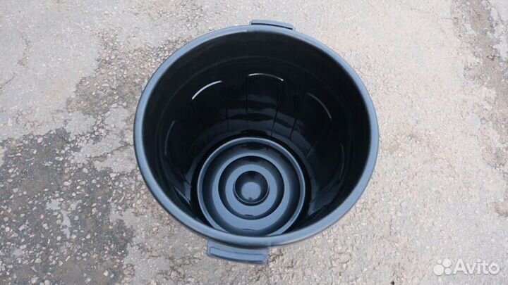 Бак 70 л.для сбора бытового мусора на дачу арт.919