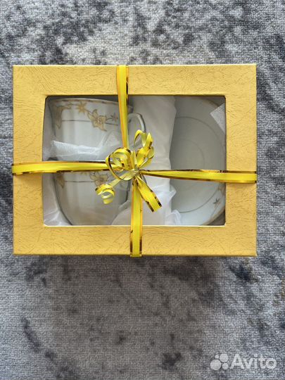 Чайные чашки с блюдцами