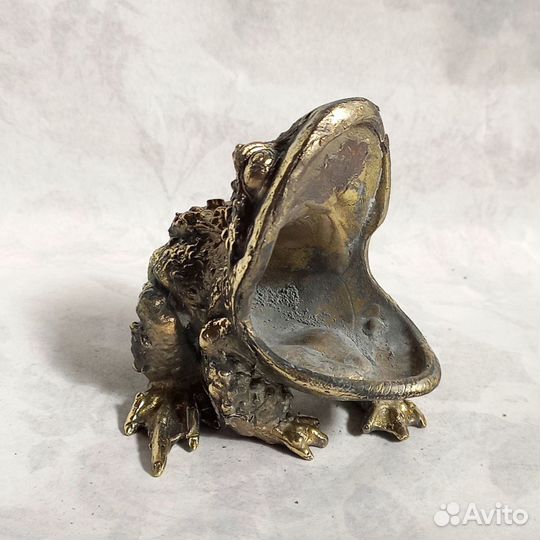 Бронзовая статуэтка большая денежная жаба. Литьё
