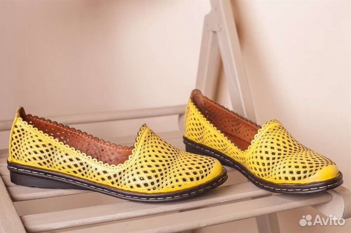 Слипоны новые натуральная кожа 38 желтые