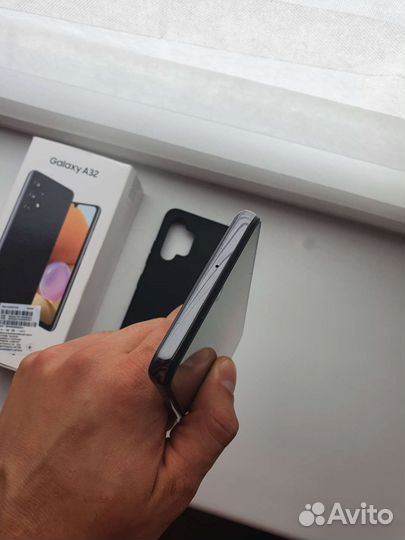 Samsung Galaxy A32, 4/64 ГБ