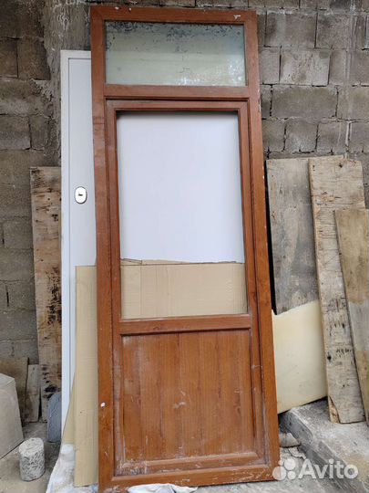 Двери пластиковые бу