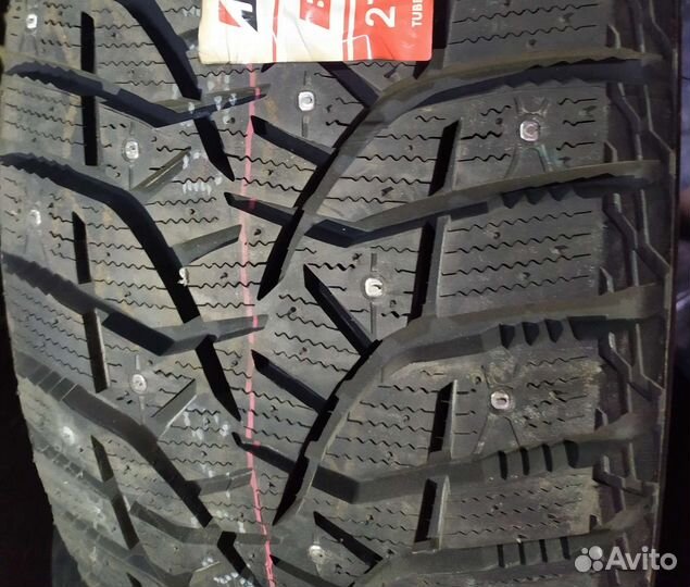 Bridgestone Blizzak Spike-02 255/55 R19
