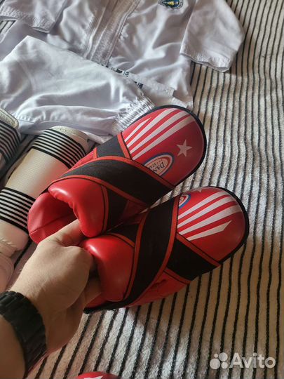 Комплект защиты для тхэквондо