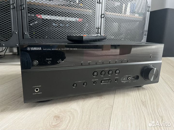 Av ресивер Yamaha RX-V575
