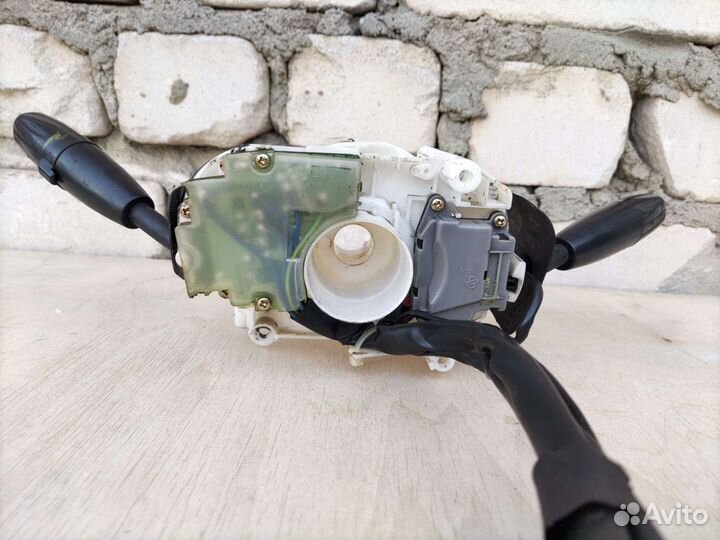 Подрулевой переключатель Киа Спортейдж 1