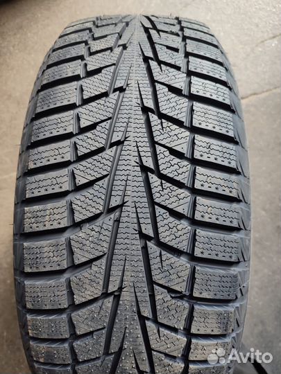 Hankook Winter I'Cept Evo 3 W330A 245/45 R20 103V