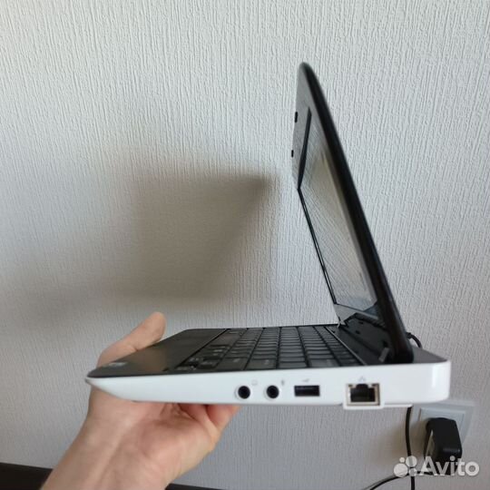 Нетбук Dell inspiron mini 1012