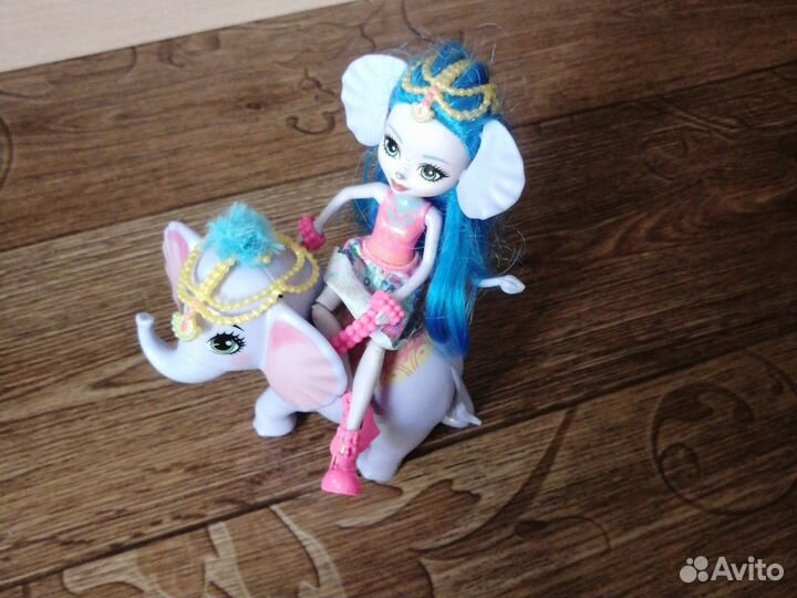 Куколки Enchantimals с питомцами