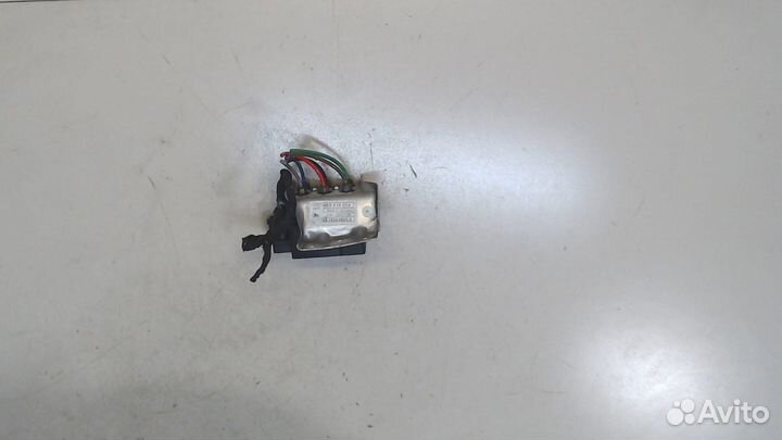 Блок клапанов Audi A8 (D3), 2004