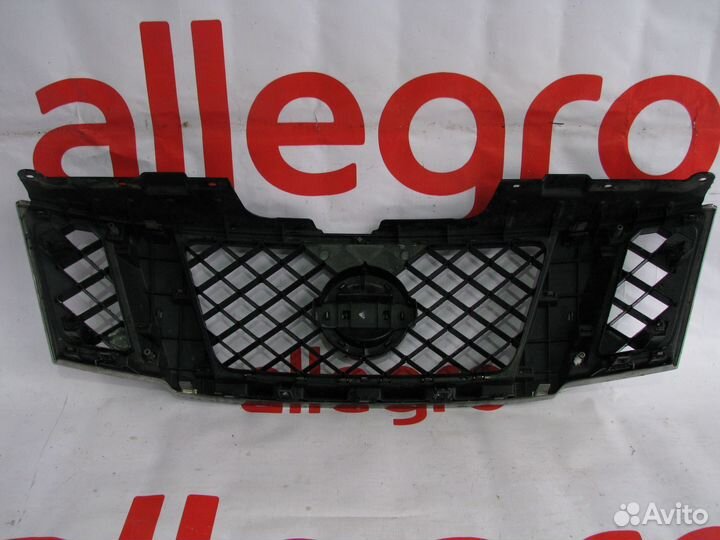 Nissan Pathfinder решетка радиатора 2010-2014