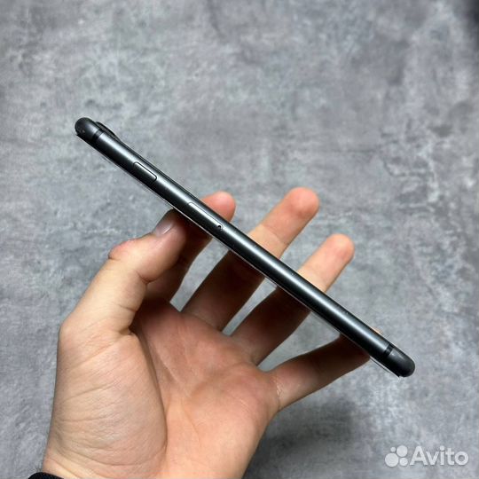 iPhone 8 Plus, 64 ГБ