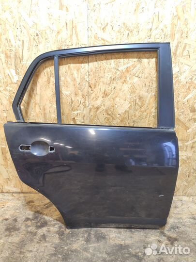 Дверь задняя правая Nissan Tiida C11