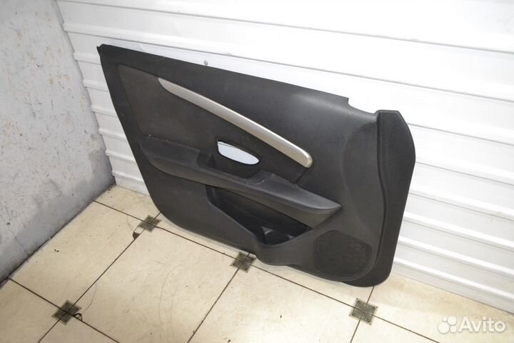 Обшивка двери передняя левая Nissan Almera G15