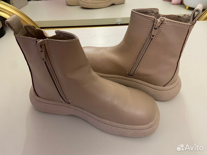 Ботинки демисезонные для девочки 31р