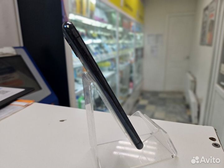 iPhone 11 Pro, 64 ГБ