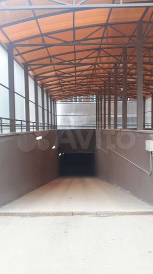 Машиноместо, 20 м²