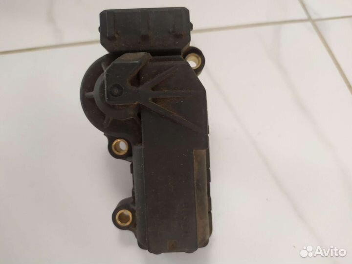 Регулятор холостого хода audi 80 б4